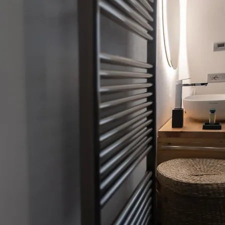 La Casa Del Lupo Apartament Colico
